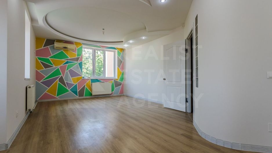 Vânzare, casă, 3 nivele + 8 ari, str. Alexandru Marinescu, Buiucani - Poză 5