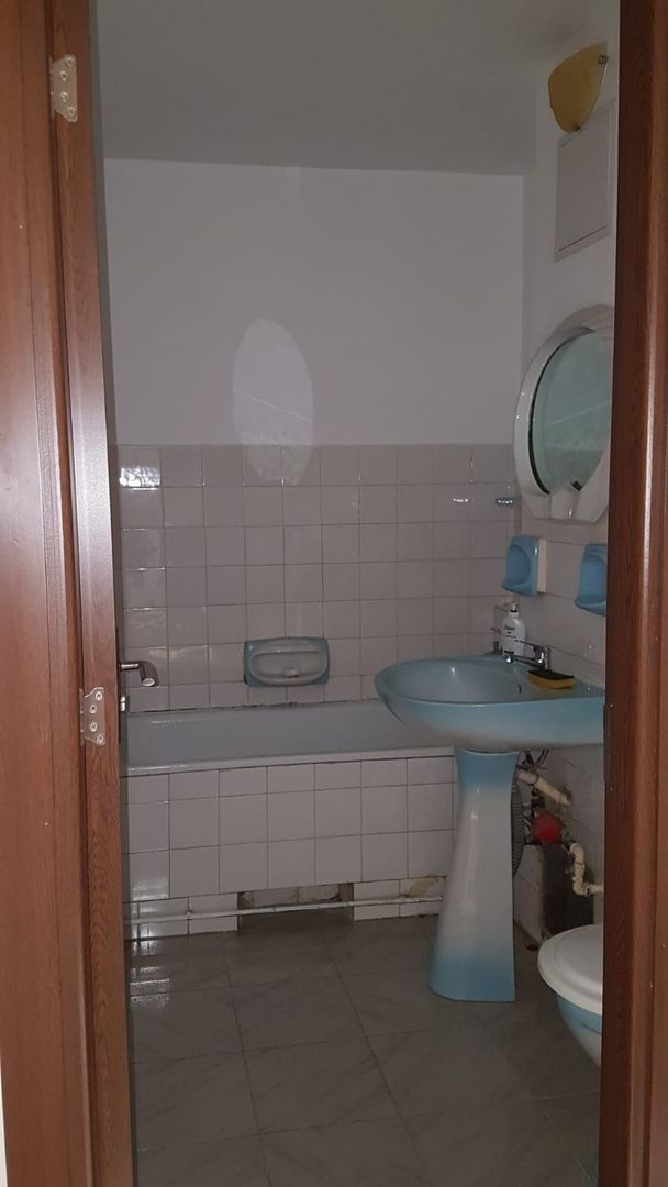 Apartament 2 camere Lipovei etaj 2 cu centrala - Poză 5