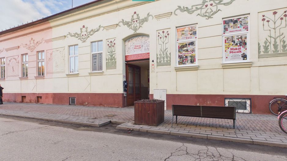 Apartament ultracentral cu 2 camere în Mako - Poză 2