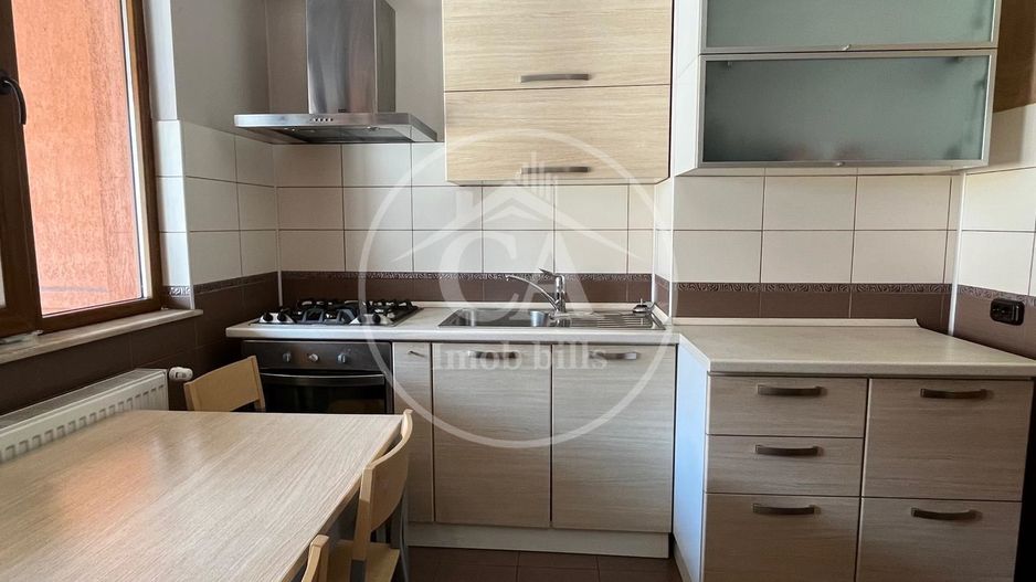 Casă de închiriat cu 3 camere in zona Centrală, Oradea - Poză 4
