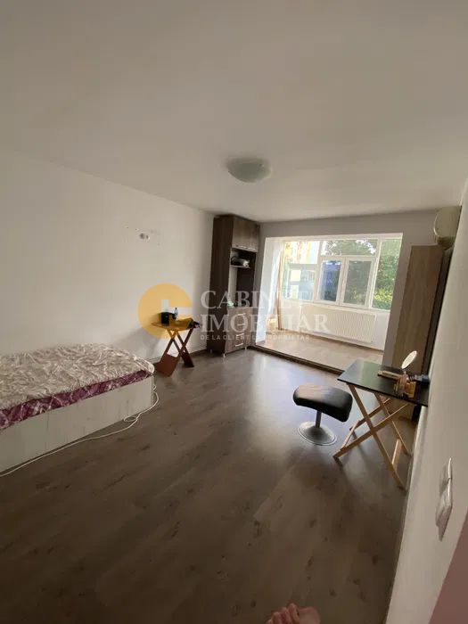 Podu Ros/Sens Giratoriu - 3 Camere Decomandat - 70 MP - Poză 2