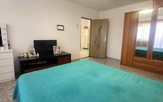 Apartament 2 Camere, Decomandat, etaj 2 din 3 - Poză 4