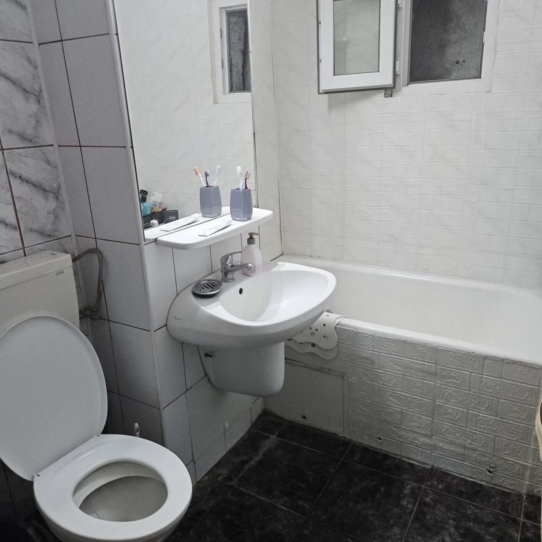 Apartament 2 camere cartier Sărari - Poză 3