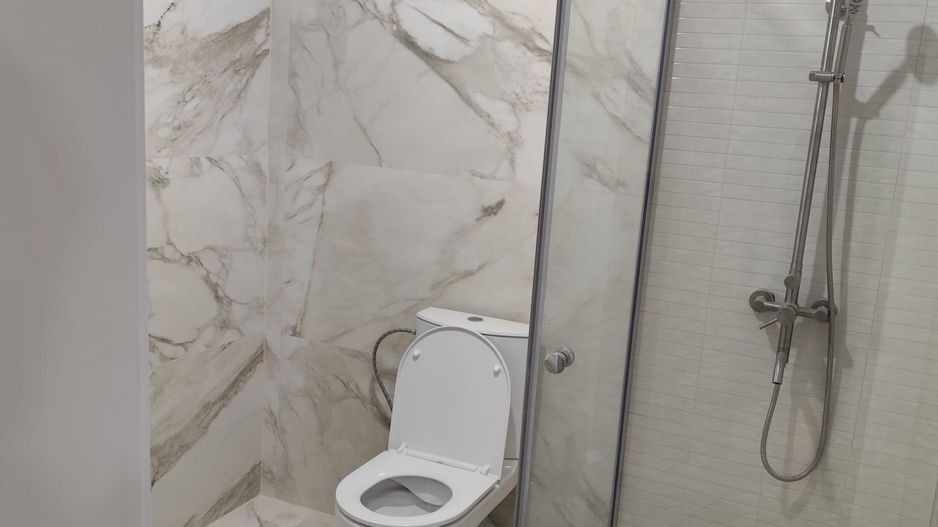 Casă / Vilă cu 4 camere de vânzare în Berceni - Poză 22