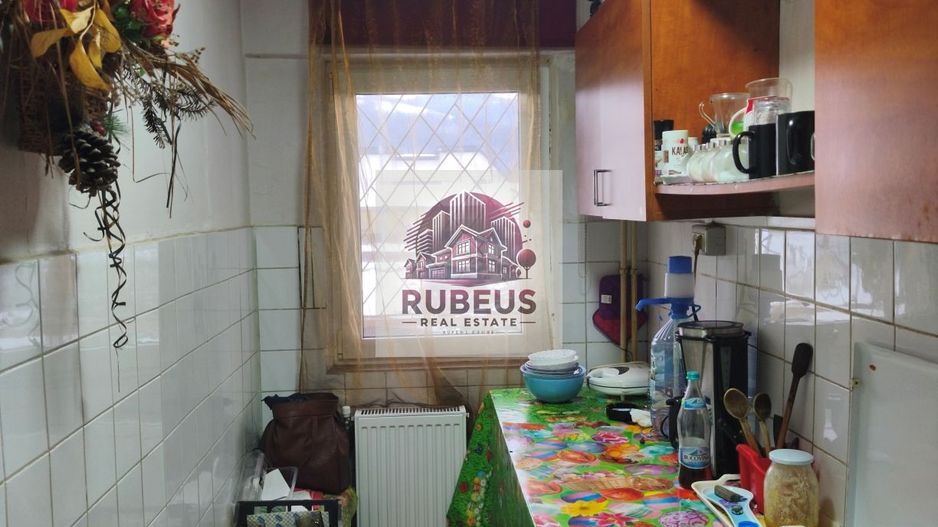 Garsonieră intimă, central Orșova, spre Dunăre – ideal investiție - Poză 9