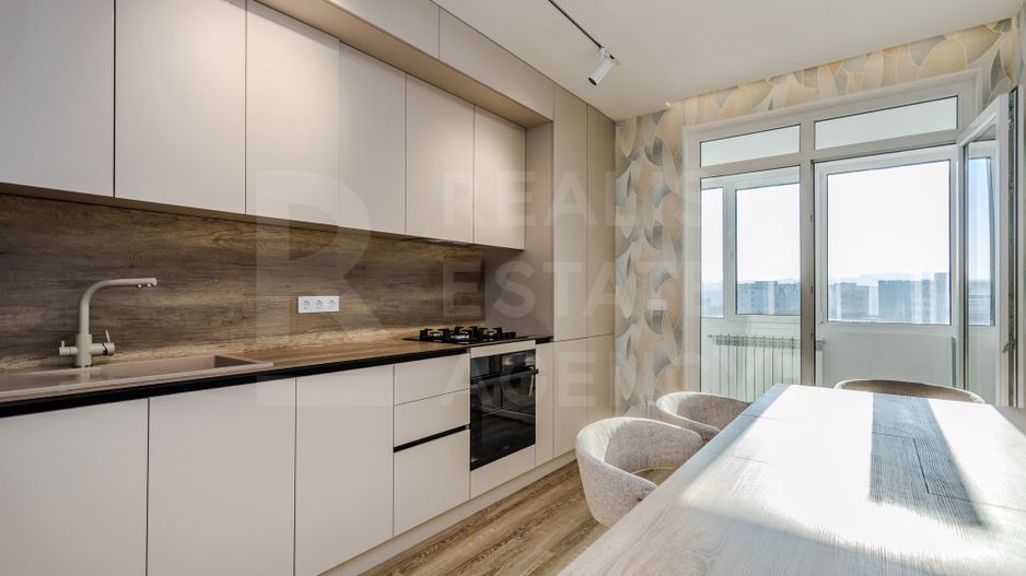 Vânzare, apartament, 2 camere, strada Vasile Lupu, Buiucani - Poză 1