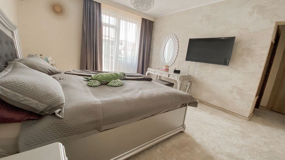 Refugiu Modern în Natură – Vilă Premium cu Design Contemporan - Poză 17