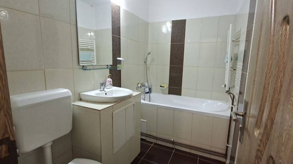 Apartament cu 2 camere - P-ta 700/Business Center - Poză 11