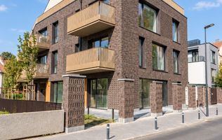 Apartament 3 camere, parter cu grădină privată 116 mp – Sindicatelor Park