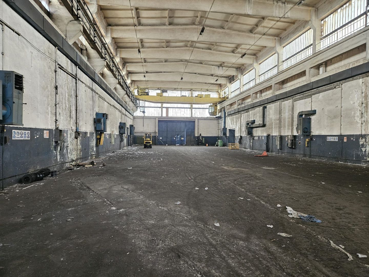 Inchiriere Hala cu pod rulant, inaltime 8 m, Depozitelor - Poză 2