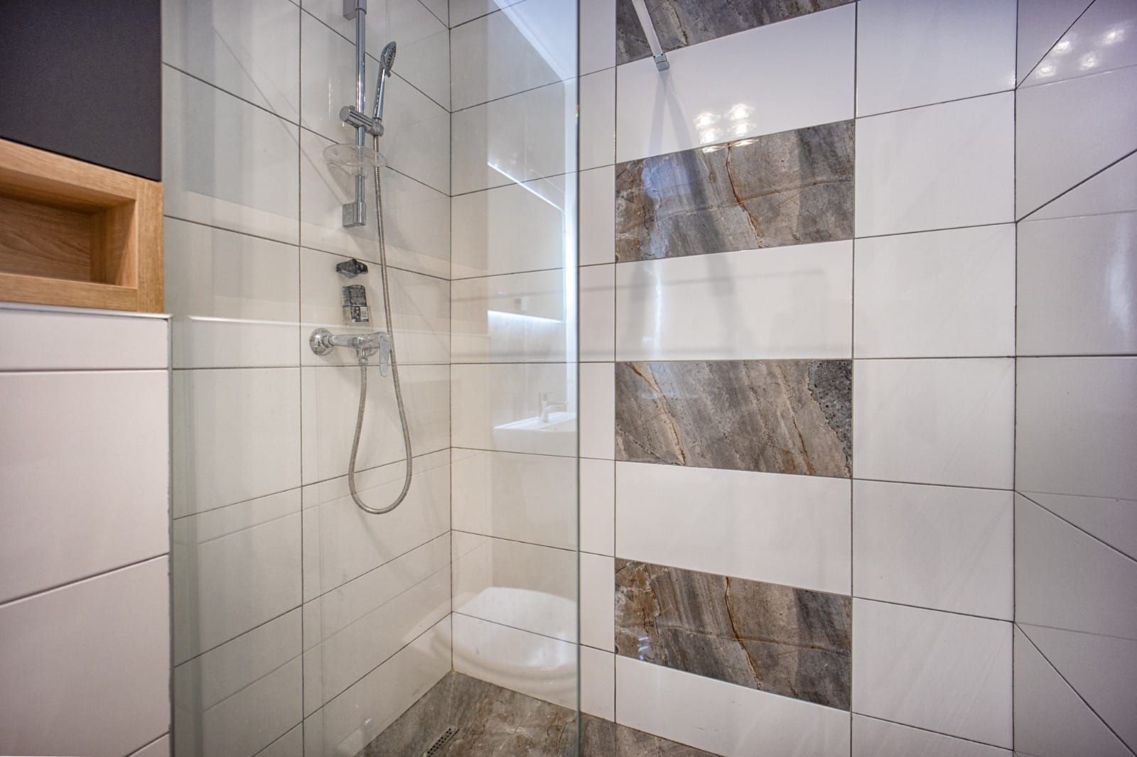 Apartament deosebit cu terasă panoramică – Sanpetru, Str. Sfinții Constantin - Poză 15