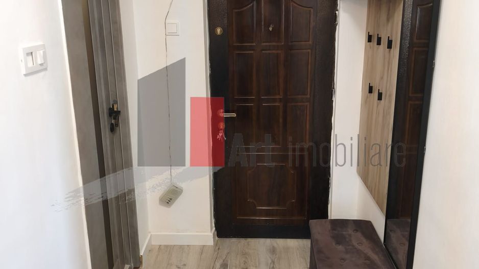 Vânzare apartament 2 camere decomandat Luică - Poză 4