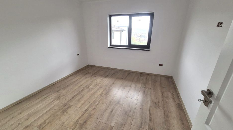 Casa noua individuala, P+E, Cetate, 120 mp, 3 bai - Poză 7