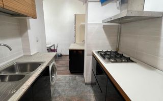 Apartament Renovat Complet 2 camere-et 1-parcare-curte comuna-Central - Poză 2