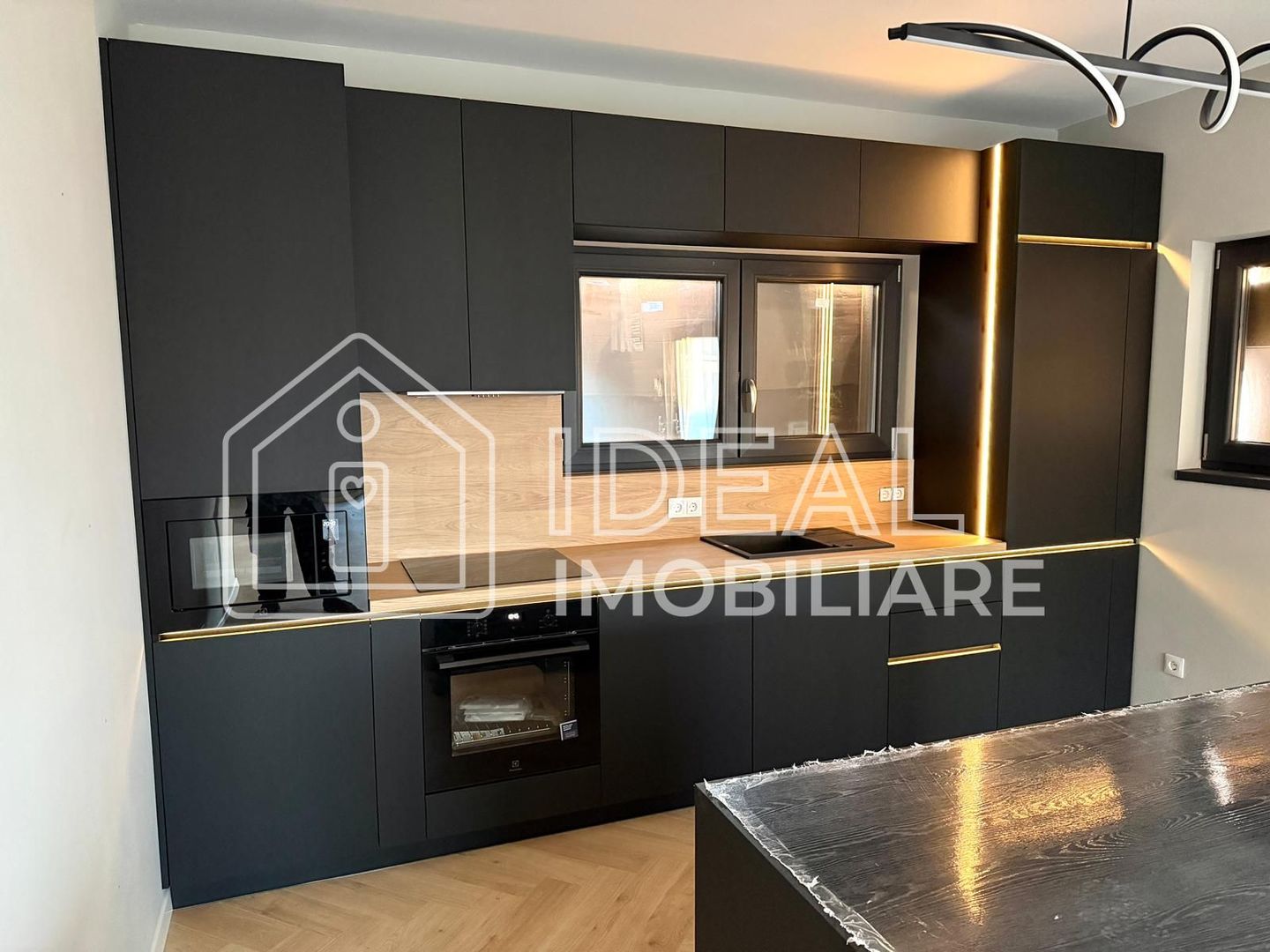 Apartament premium cu 4 camere și curte proprie – parter - Poză 15