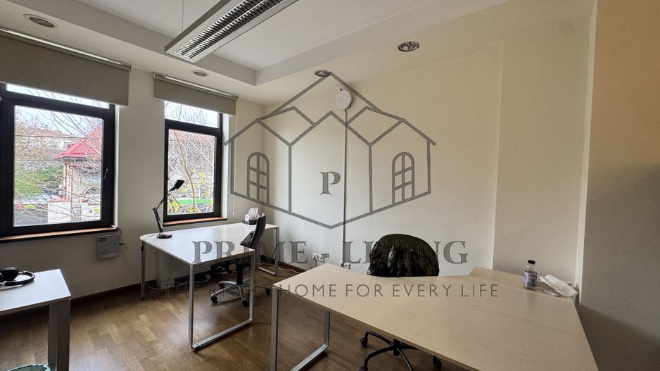 VILA DEOSEBITĂ LA VÂNZARE ÎN ZONA CENTRALĂ APROAPE DE CALEA PLEVNEI - Poză 9