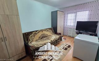 Apartament cu 3 camere, etaj 4, NEMOBILAT, zona CENTRU; - Poză 6