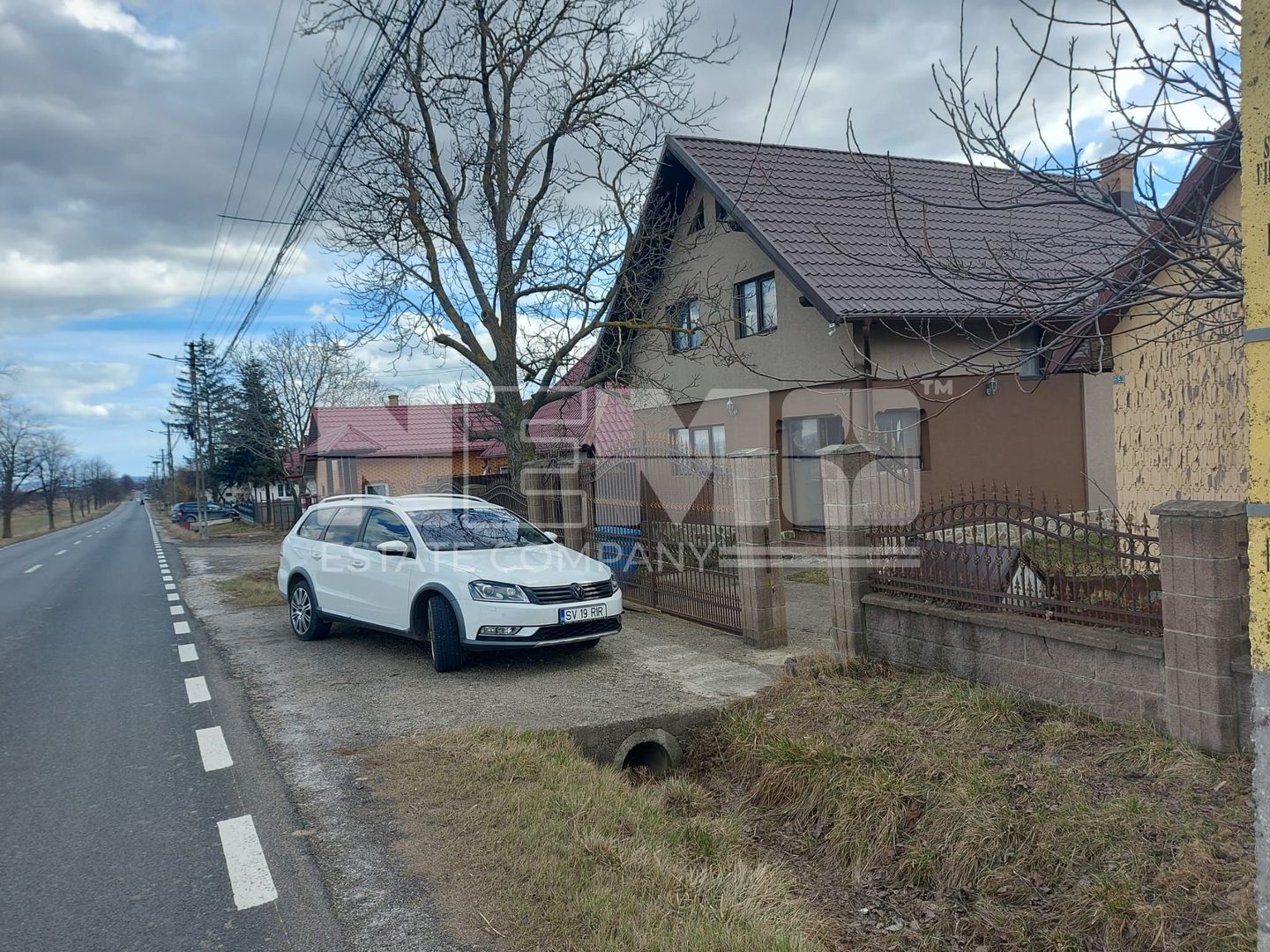 🏡 Casă de vânzare în Horodnicul de Sus! 🏡 - Poză 19