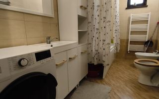 Apartament 2 camere Dec 58 mp+ loc de parcare Cug Capitol 92000 euro - Poză 5