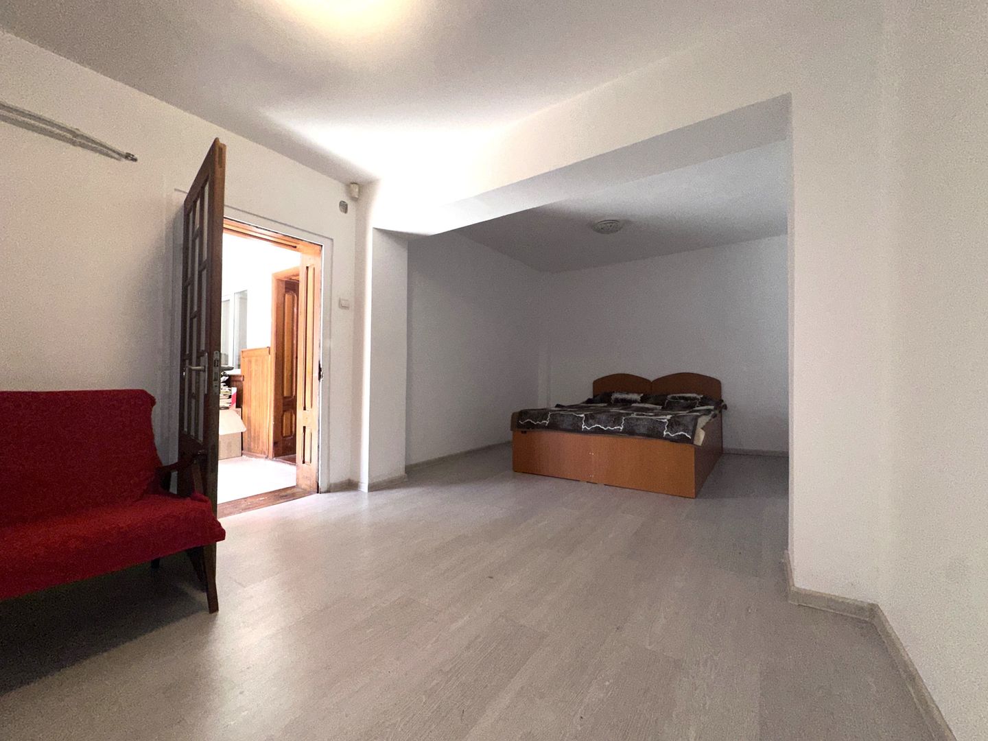 Vanzare casă P+1E cu garaj, beci și 653 mp teren-Valea Voievozilor - Poză 7