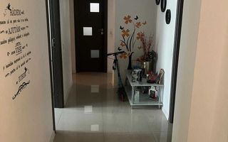 Apartament 4 camere,Micro 18, etaj 3 - Poză 3