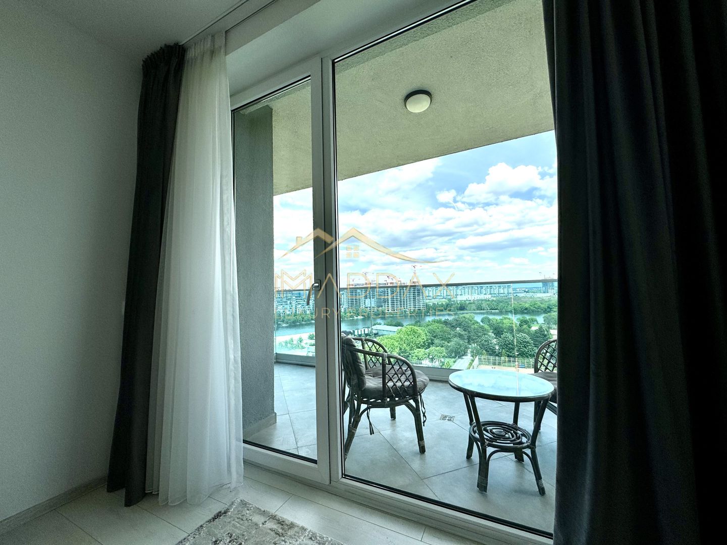 Apartament cu 2 camere ***LUX*** Fully Furnished// Floreasca - Amazing Lake View - Poză 28