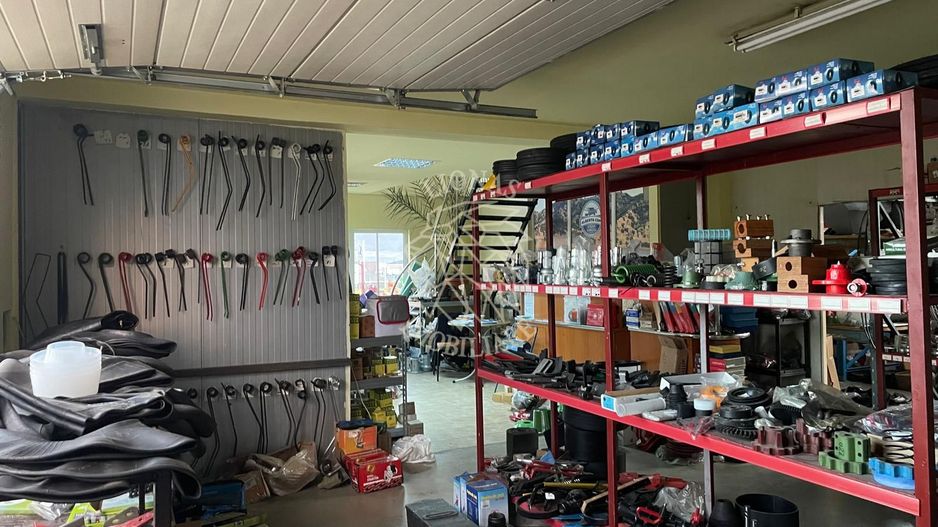 Hala la strada principala 350 mp-Viisoara - Poză 11