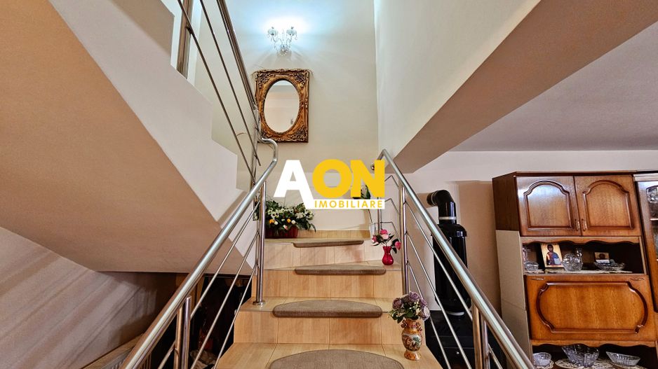 Casa 4 camere, Cetate, amplasament premium, 295 mp teren - Poză 10