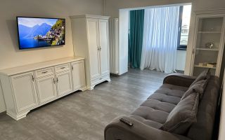 Chirie, apartament, 3 camere, strada Sfatul Țării, Centru - Poză 1