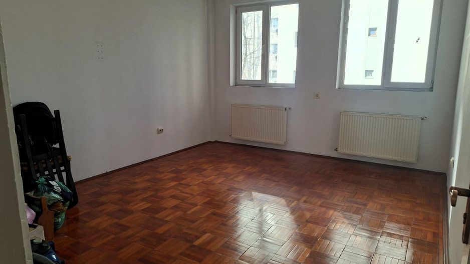 Vila cu 10 camere, destinatie rezidentiala / birouri - Poză 15