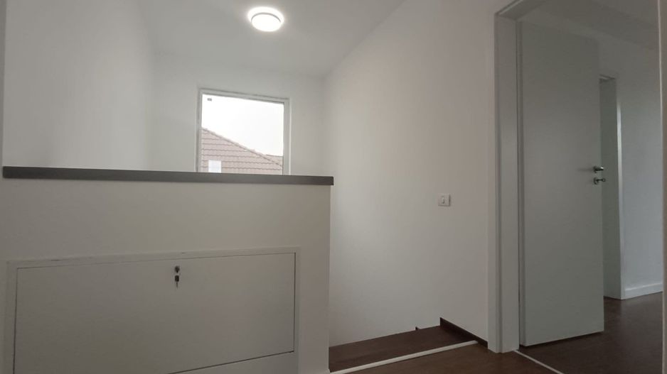 Vanzare casa moderna individuala zona rezidentiala Tunari - Poză 9