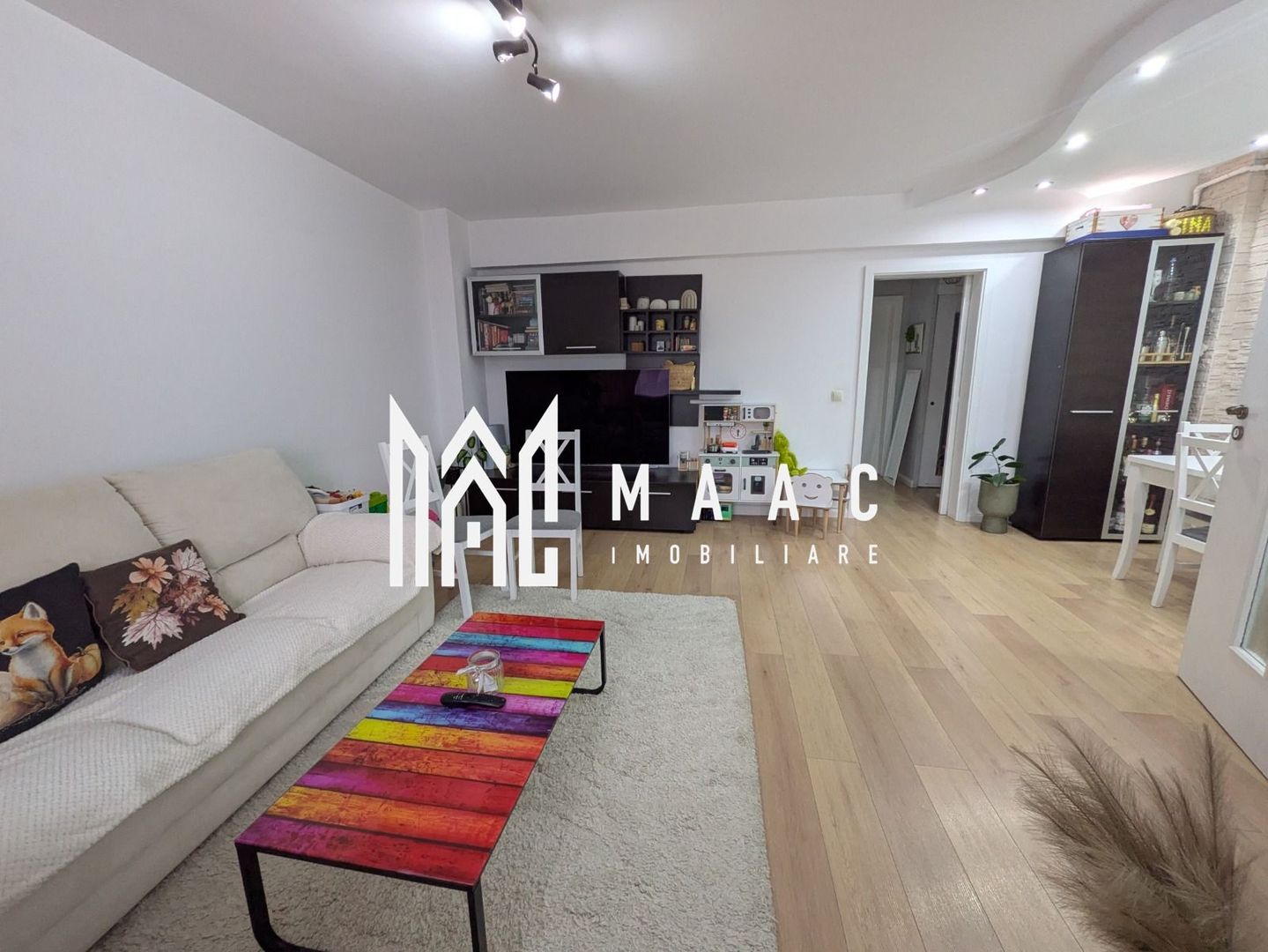 Apartament 3 camere | Etaj 2 | 70 MP | Balcon | Turnisor - Poză 1