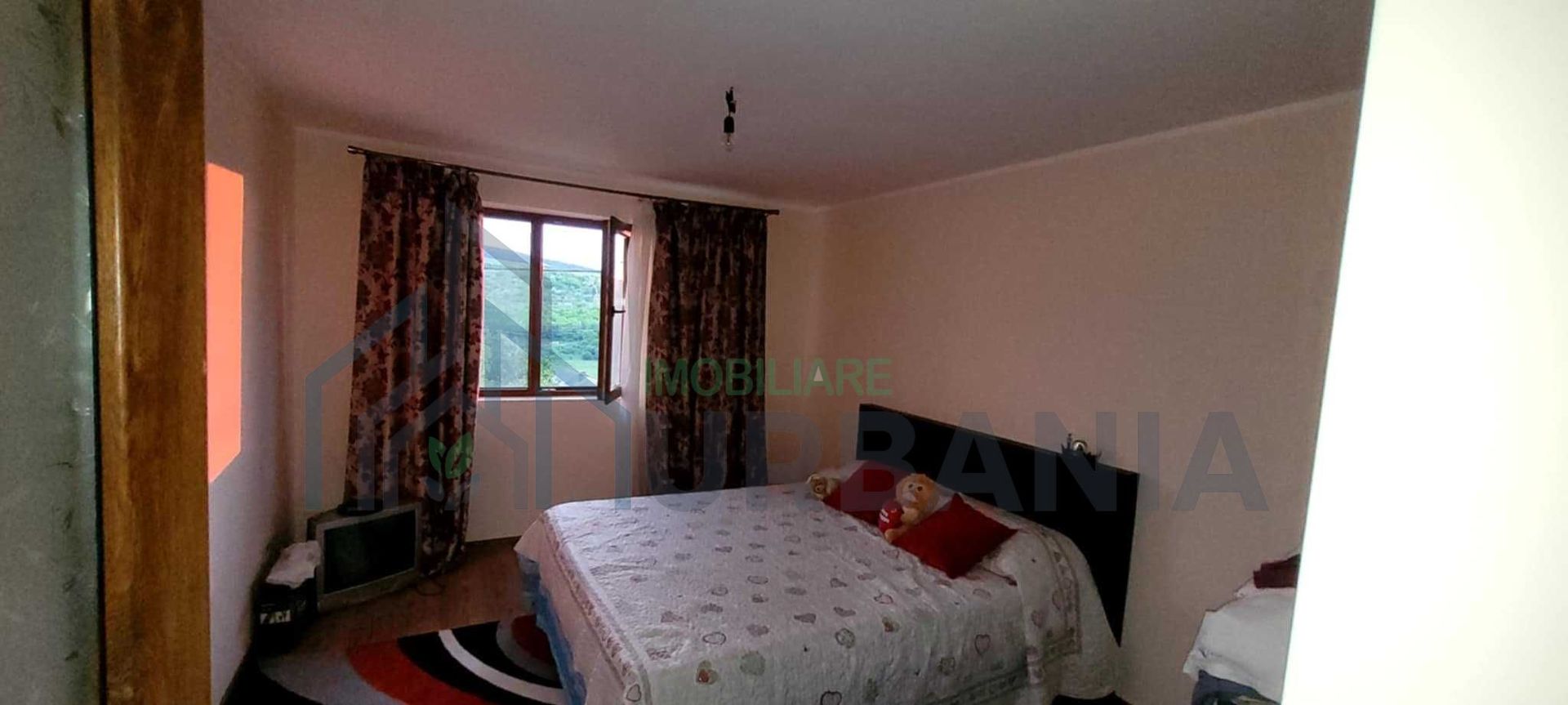 Casă de vânzare în satul Cârlig, comuna Popricani, județul Iași – 240 mp, 3 camere, 135.000 EUR - Poză 4