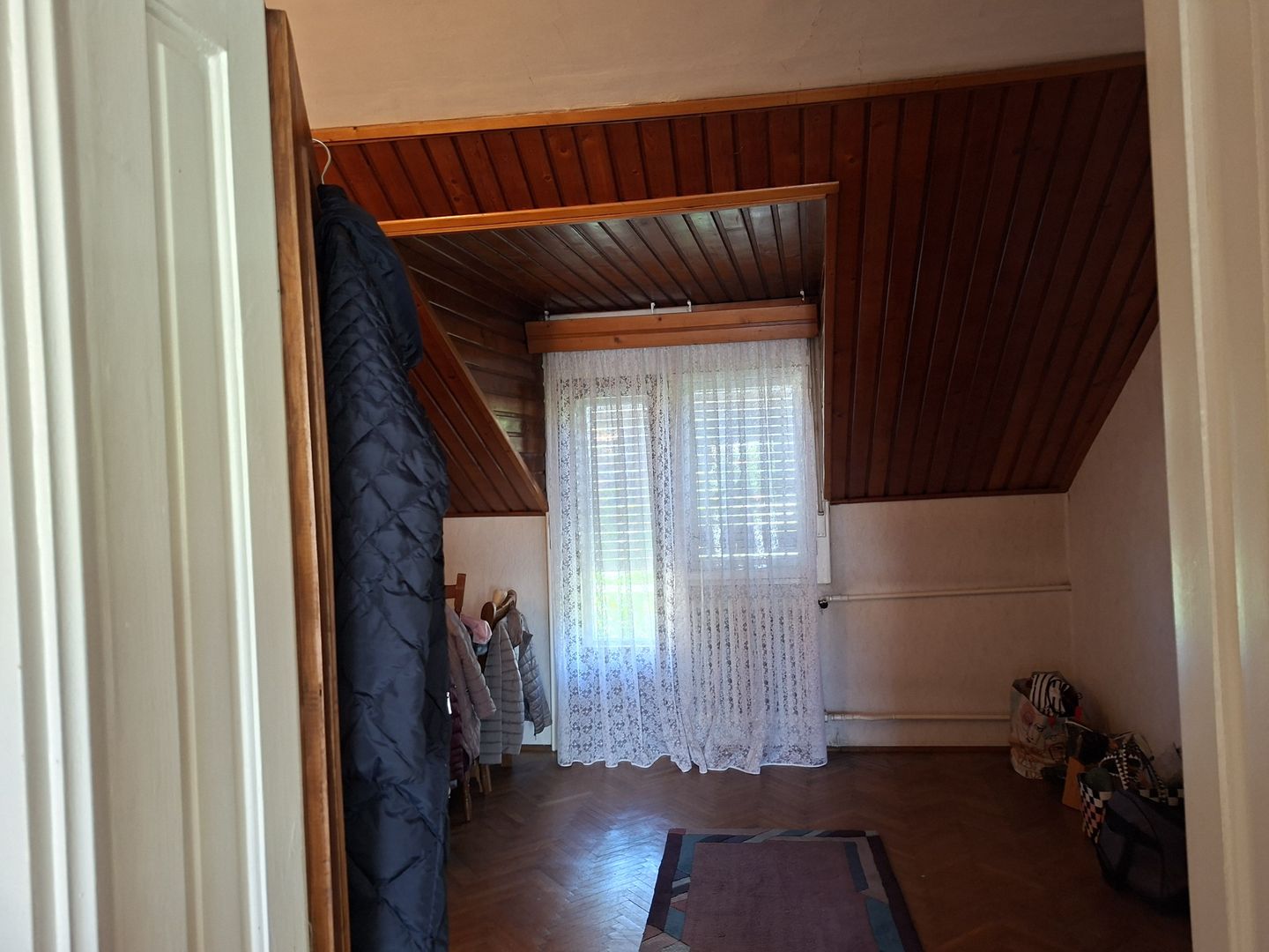 BRASADAS vinde casa P+M 6 cam 227mp teren 11 ari in 14 Mai. - Poză 13