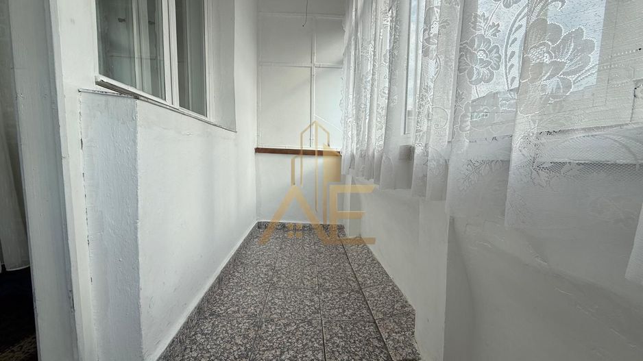 ULTRACENTRAL -Apartament de vanzare 3 camere decomandat - Poză 6