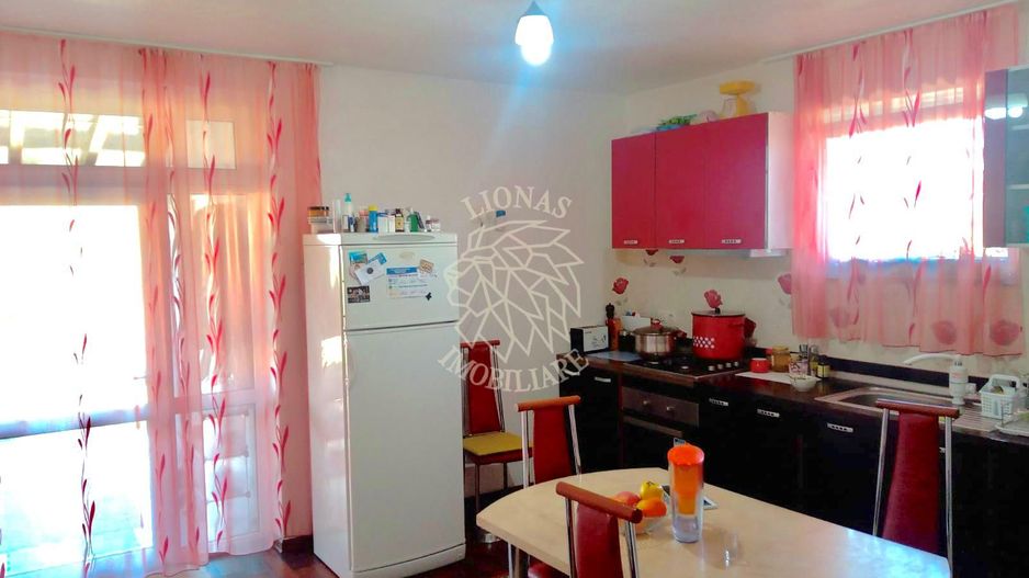 Casa noua - 120 mp- Parter - Teren 800 mp - Zona Teren sport Jelna - Poză 2