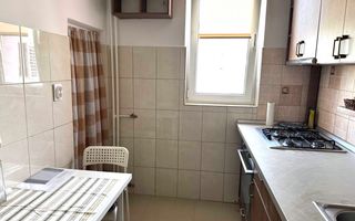 🏡 Închiriez Apartament cu 2 camere , loc de parcare, 250 m metrou Titan - Poză 3