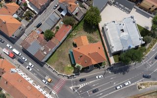 Investiție trophy asset | Clădire reprezentativă în centrul Oradiei - Poză 3