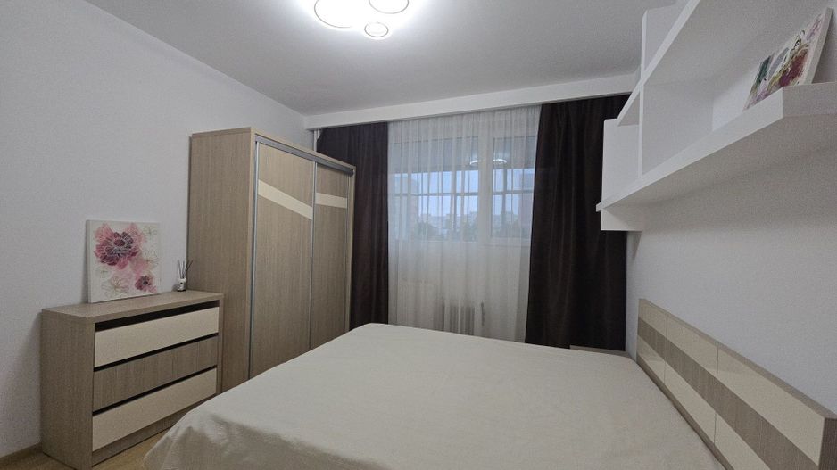 3 camere decomandat, Drumul Taberei, 1 min metrou Brâncuși, 80 mp - Poză 1