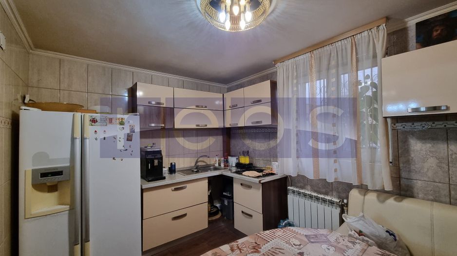 VANZARE CASA | DECOMANDATA | ZONA EROII REVOLUTIEI - Poză 3