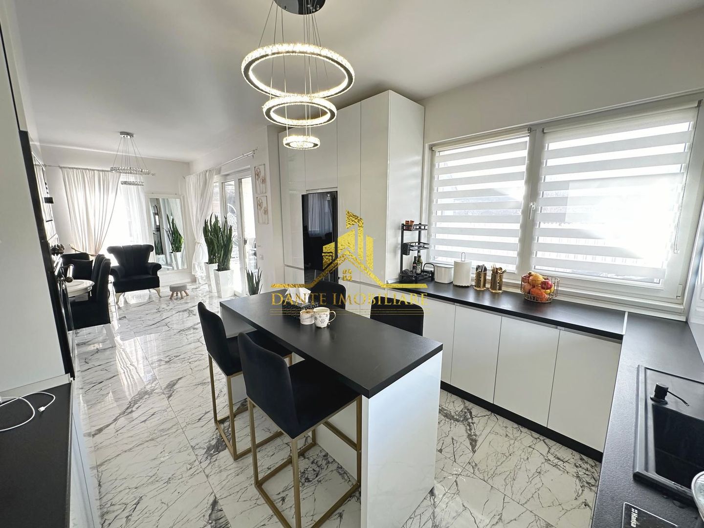Casa individuala, 5 camere, mobilata lux, utrafinisata, Chinteni - Poză 32