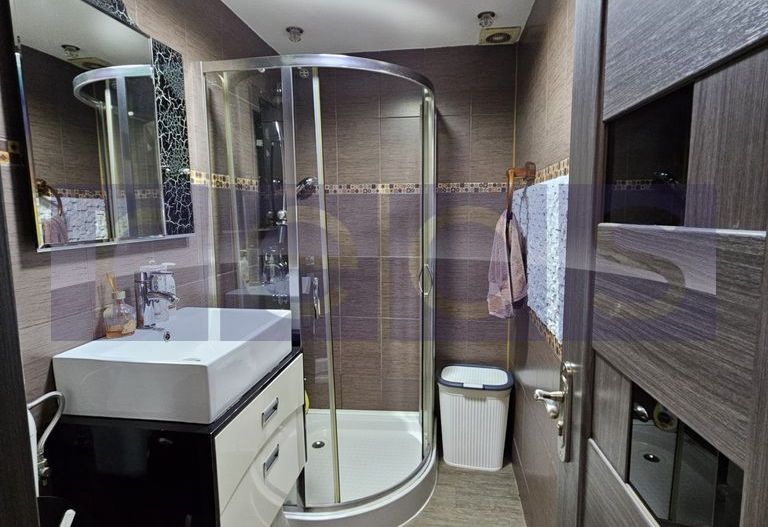 VANZARE 4 CAMERE | MOBILAT SI UTILAT | ZONA VITAN - Poză 11