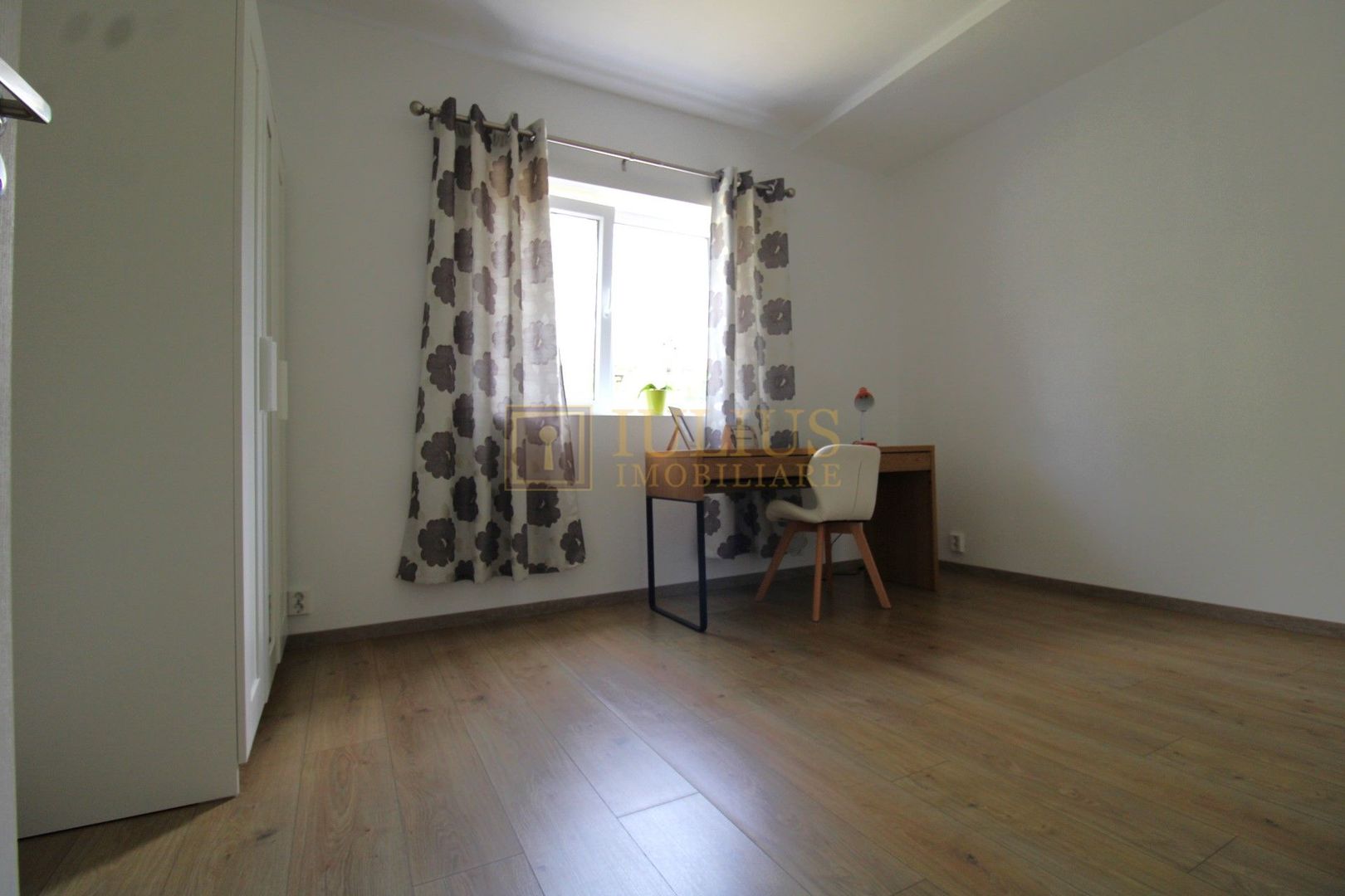 parter, 3 camere, curte, Dumbrăvița - Poză 4