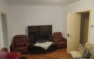 2 Camere SemiDecomandat - ETAJ 1 - Zona Podu Ros - Poză 2