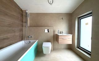 Vila moderna 6 camere // 190mp // teren 300mp // Tunari - Poză 16