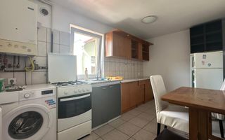 Imobil cu 5 apartamente separate, ideal pentru investitie - zona UMF! - Poză 18