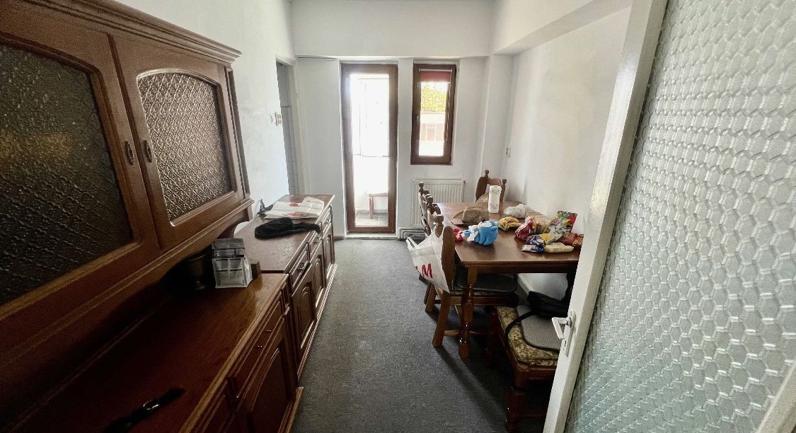 Apartament 3 camere Capitol - Poză 4