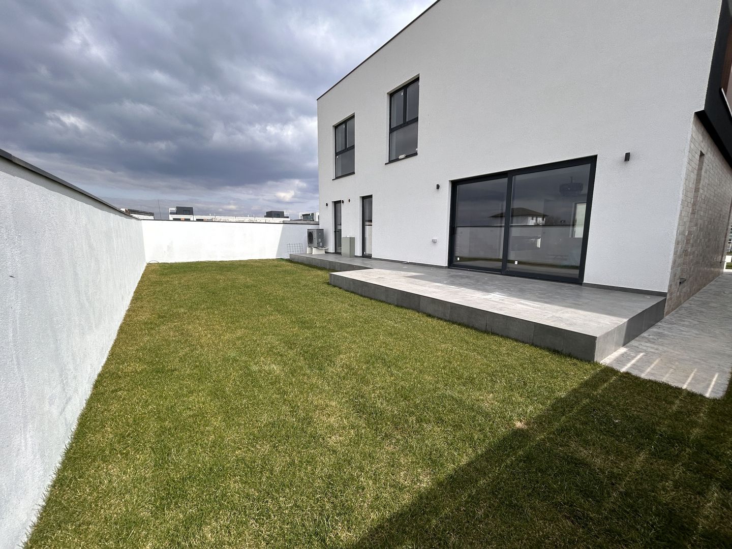NORTH VILLAS | VILA PREMIUM | INDIVIDUALA | POMPA DE CALDURA - Poză 9