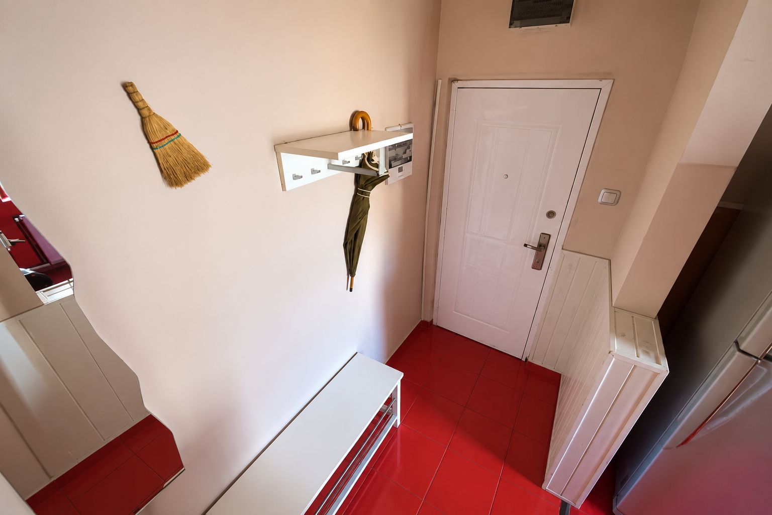 Complex Studențesc | 2 Camere | Etaj 1 | Centrală proprie | AC | Boxă - Poză 6