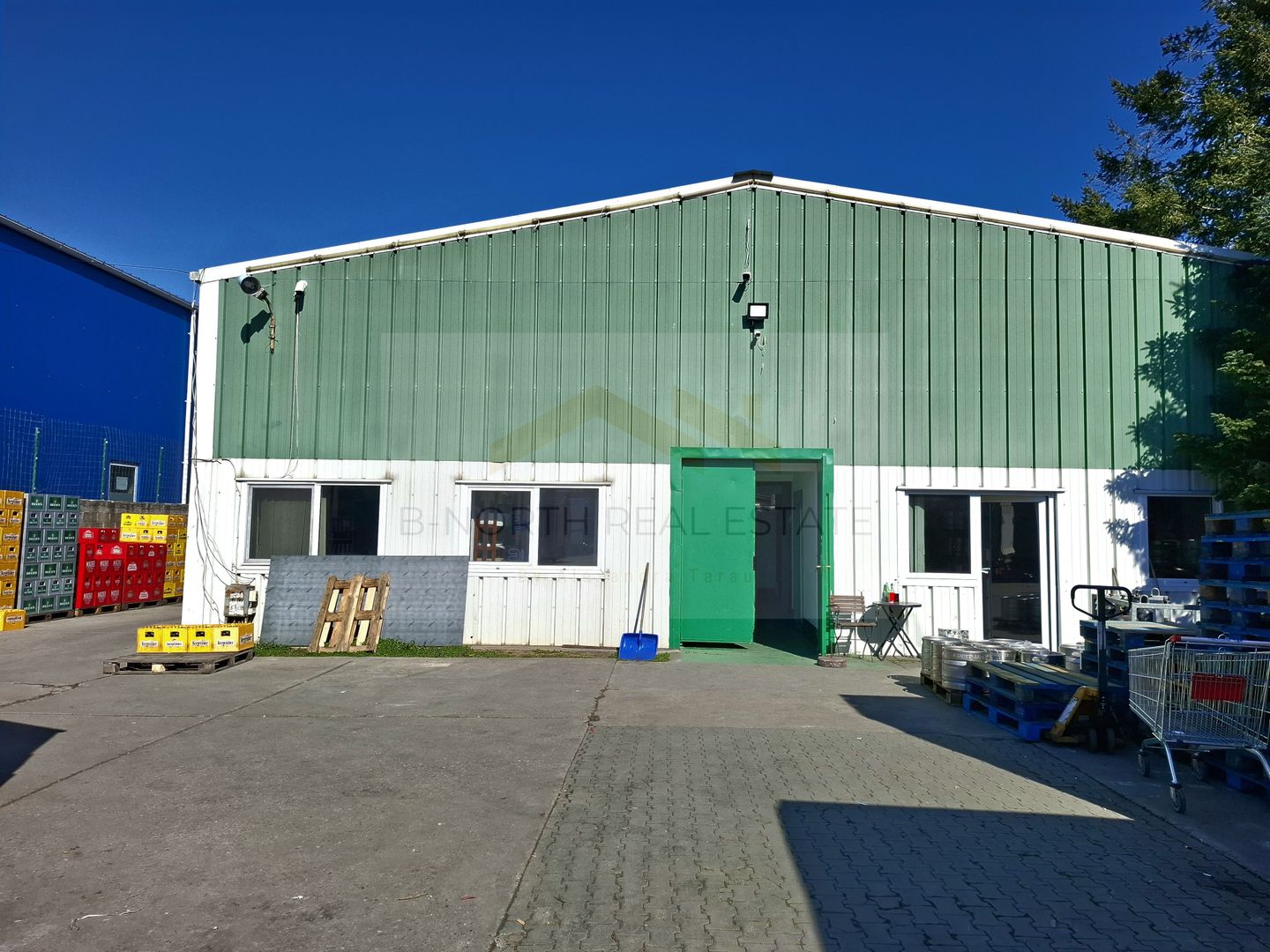 Depozit + 2600 mp teren - Poză 3